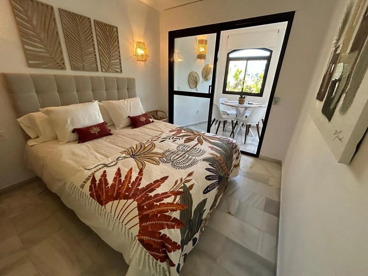 Nomad Stays Bali Marbella 0*,  Spanien